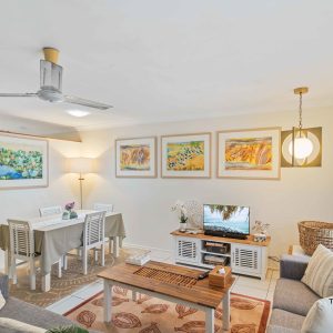2/35 Caribbean Street, Holloways Beach, QLD 4878 AUS