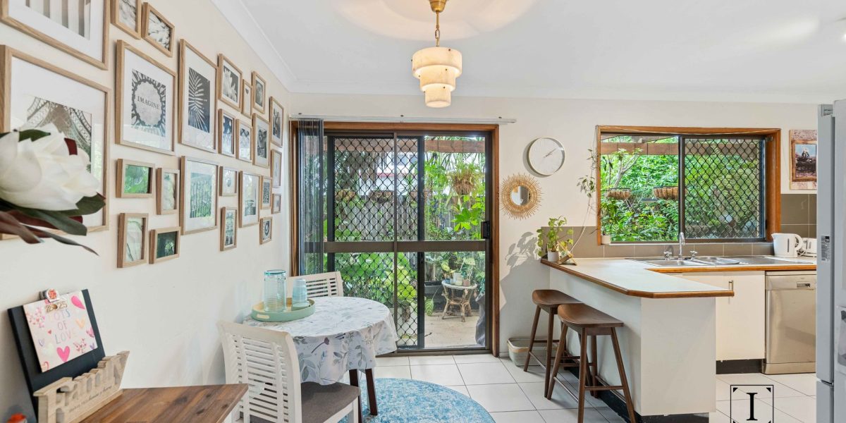 2/35 Caribbean Street, Holloways Beach, QLD 4878 AUS