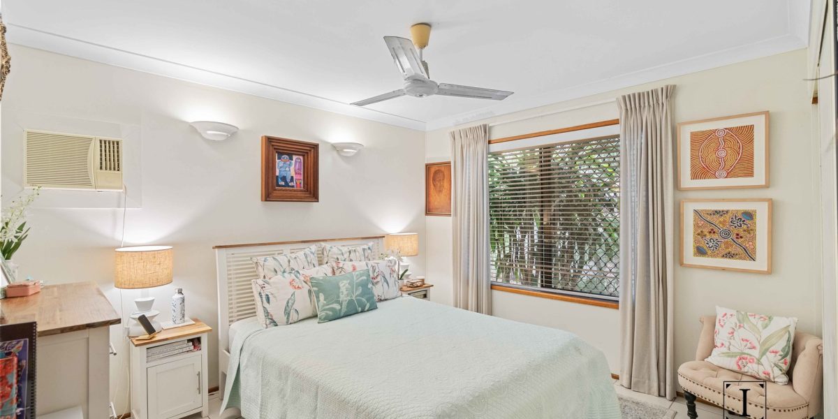 2/35 Caribbean Street, Holloways Beach, QLD 4878 AUS
