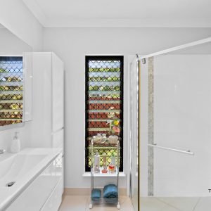 6 Singleton Close, Smithfield, QLD 4878 AUS