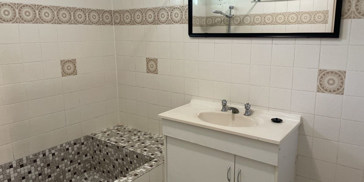 4 Venezia Street, Woree, QLD 4868 AUS