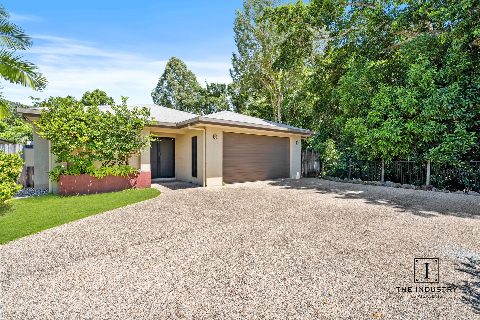 12 Petrie Close, Kewarra Beach, QLD 4879 AUS
