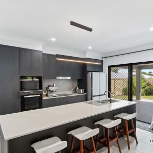 27 Etty Street, Kewarra Beach, QLD 4879 AUS