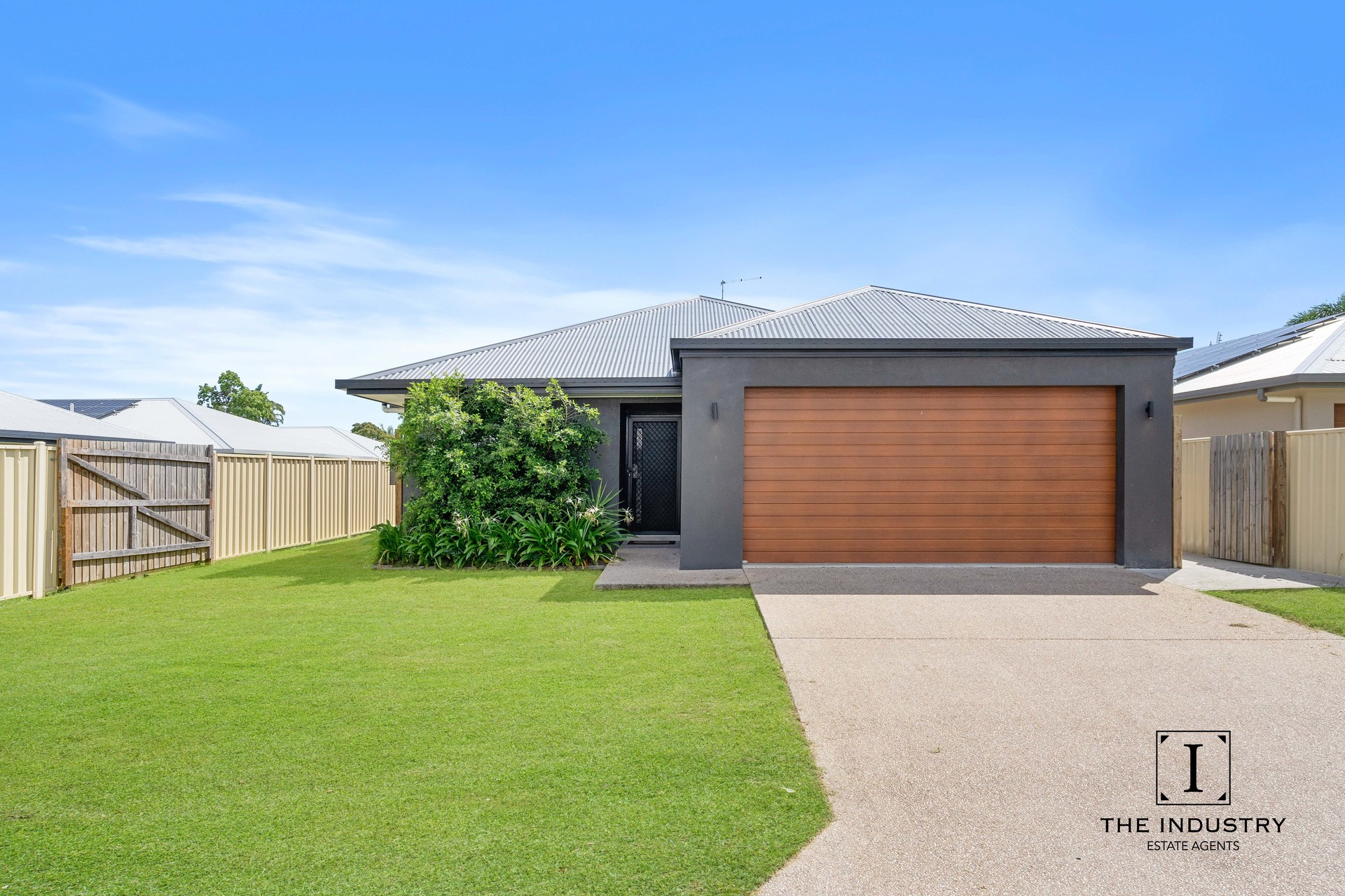 27 Etty Street, Kewarra Beach, QLD 4879 AUS
