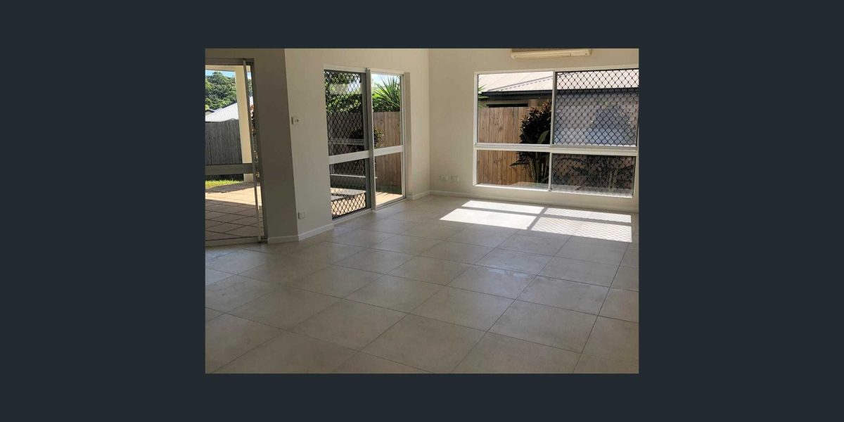 8 Hymes Street, Kanimbla, QLD 4870 AUS