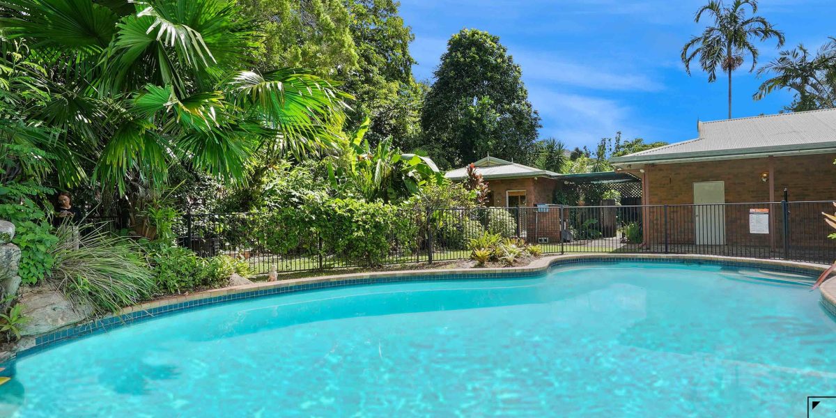 1 Ficus Close, Redlynch, QLD 4870 AUS