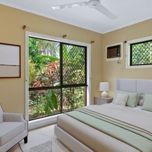 1 Ficus Close, Redlynch, QLD 4870 AUS
