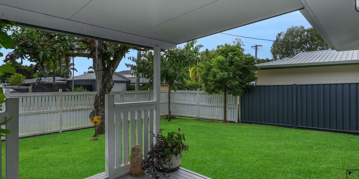 1/3 Agincourt Close, Clifton Beach, QLD 4879 AUS