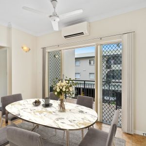 204/53 McCormack Street, Manunda, QLD 4870 AUS