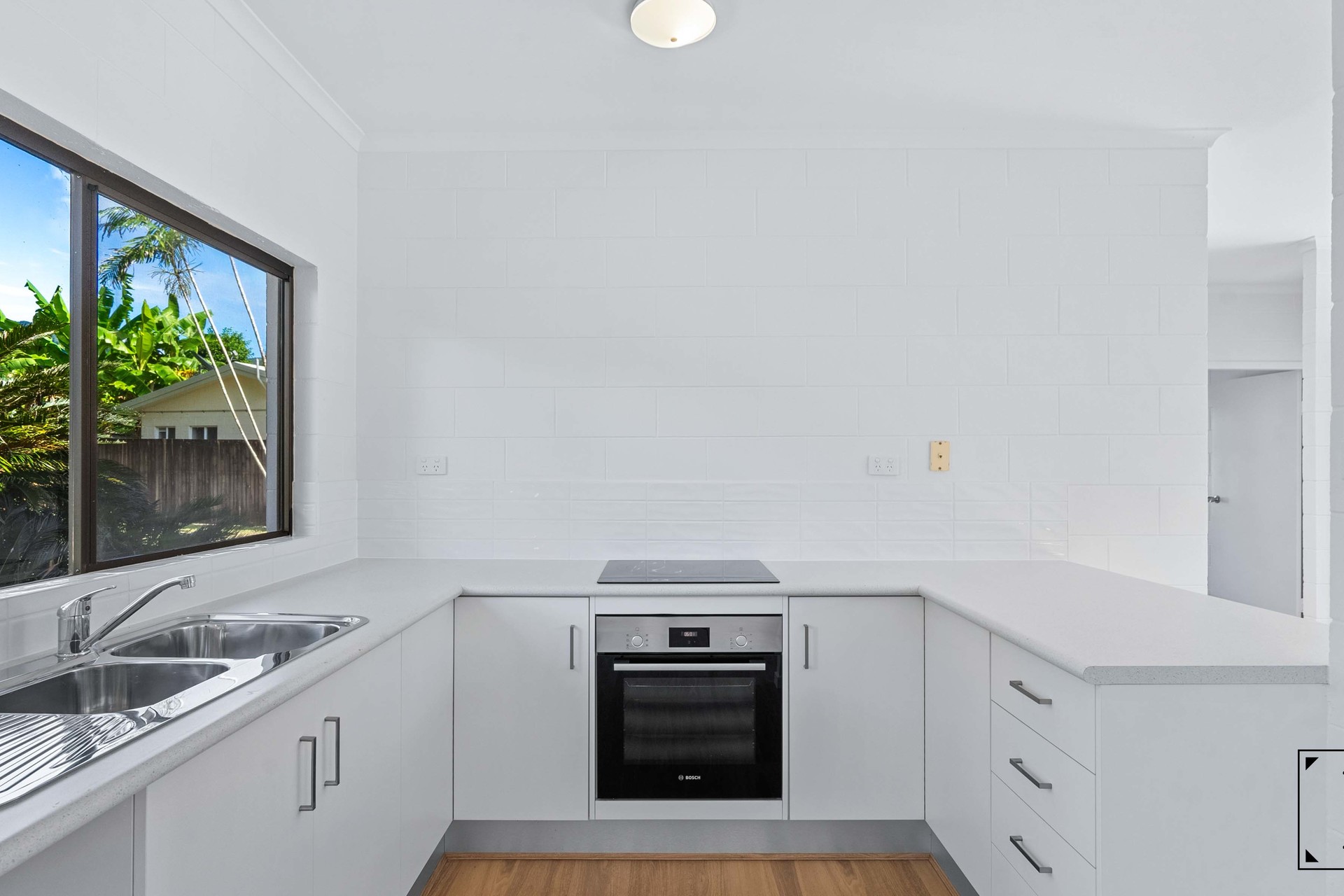 5 Newport Close, Kewarra Beach, QLD 4879 AUS