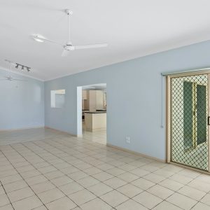 38 Stream Avenue, Kewarra Beach, QLD 4879 AUS