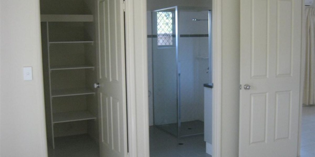 11 Norfolk Close, Holloways Beach, QLD 4878 AUS