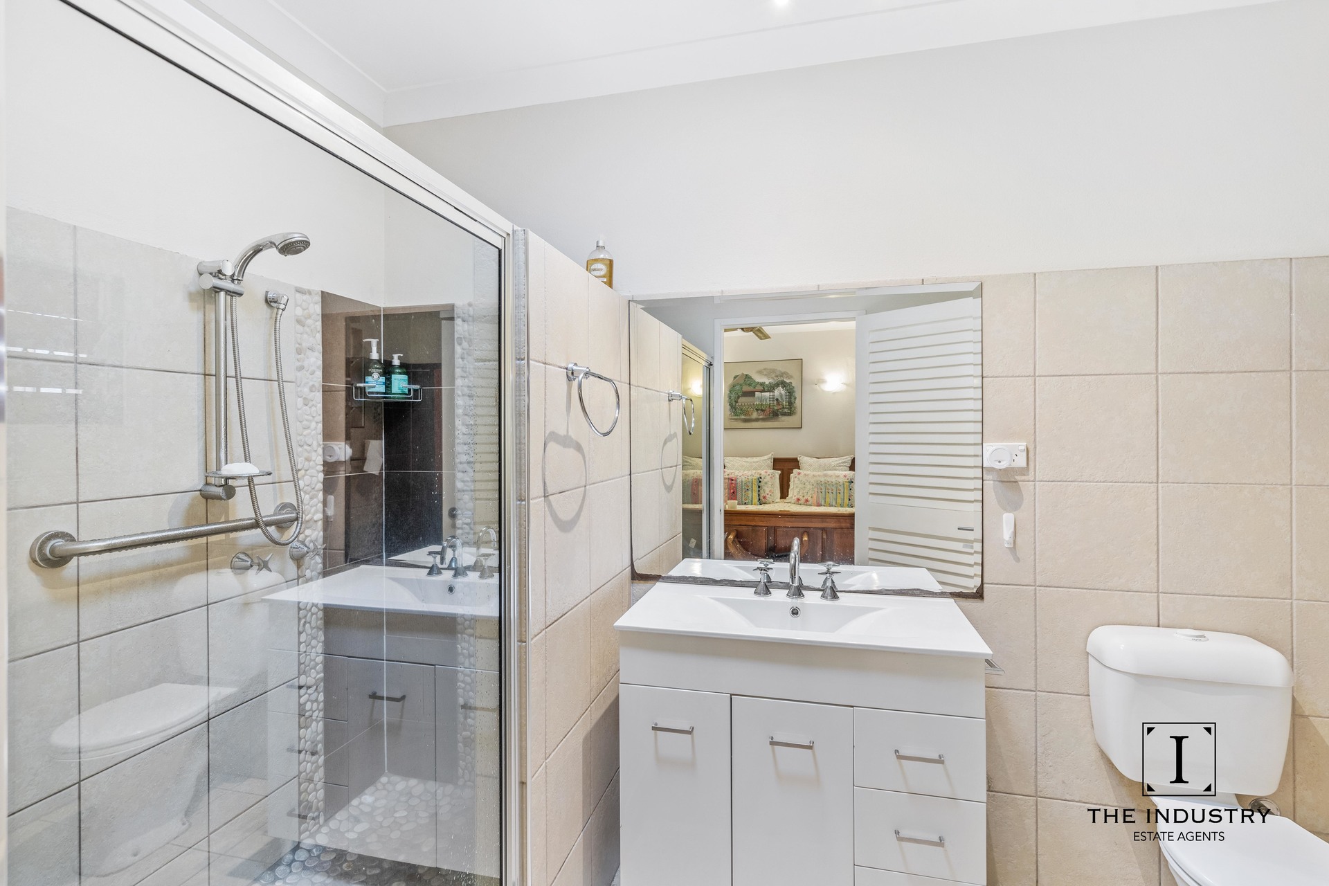 16 Trinidad Close, Trinity Beach, QLD 4879 AUS