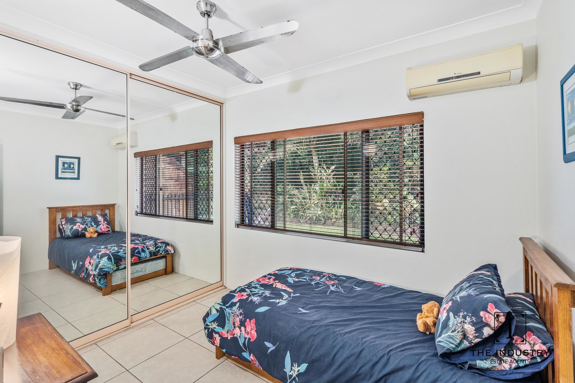 16 Trinidad Close, Trinity Beach, QLD 4879 AUS
