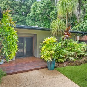 16 Trinidad Close, Trinity Beach, QLD 4879 AUS