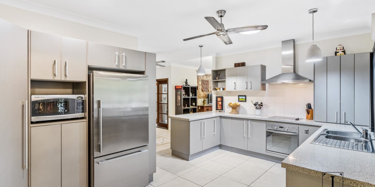 16 Trinidad Close, Trinity Beach, QLD 4879 AUS