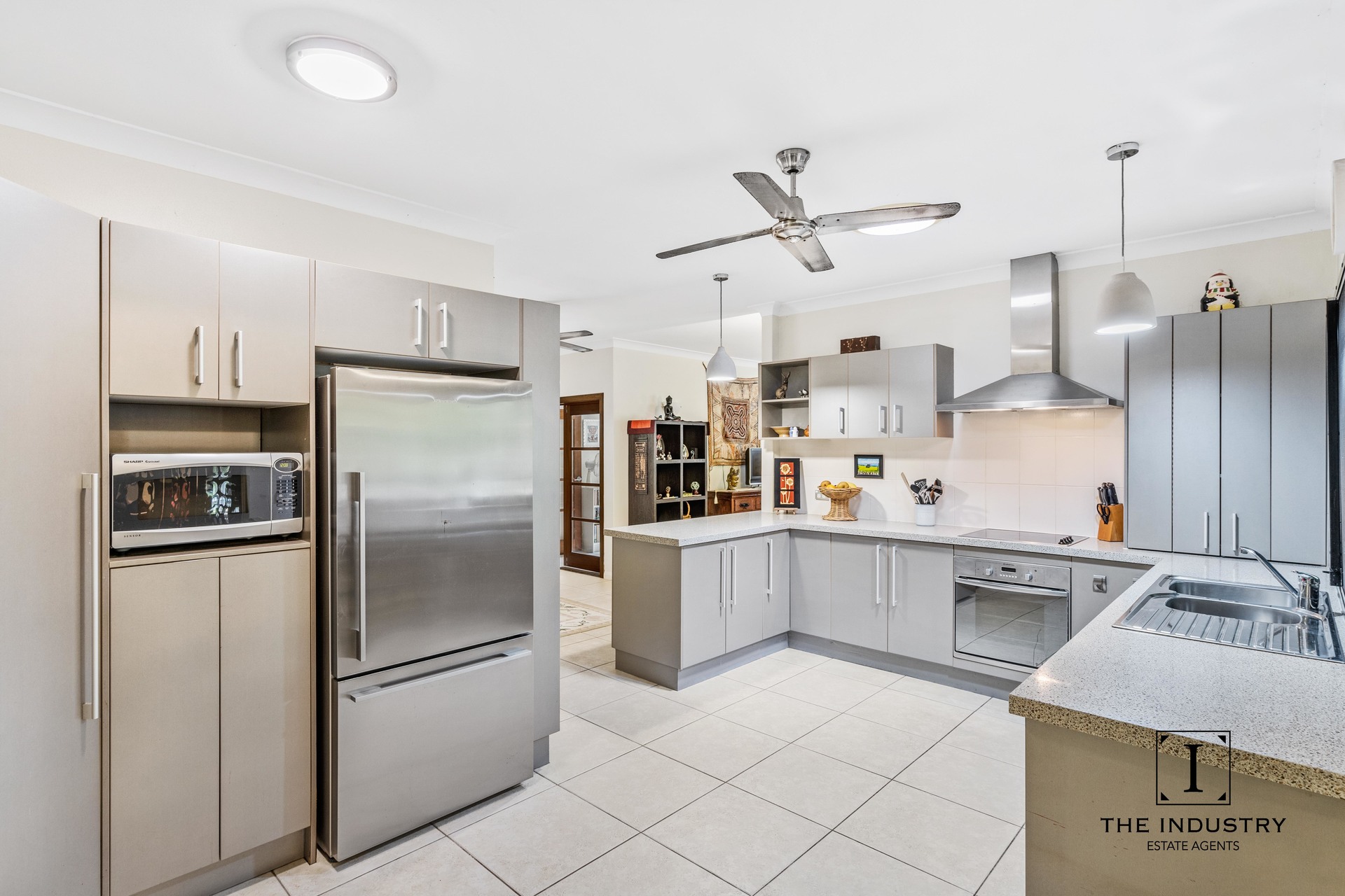 16 Trinidad Close, Trinity Beach, QLD 4879 AUS