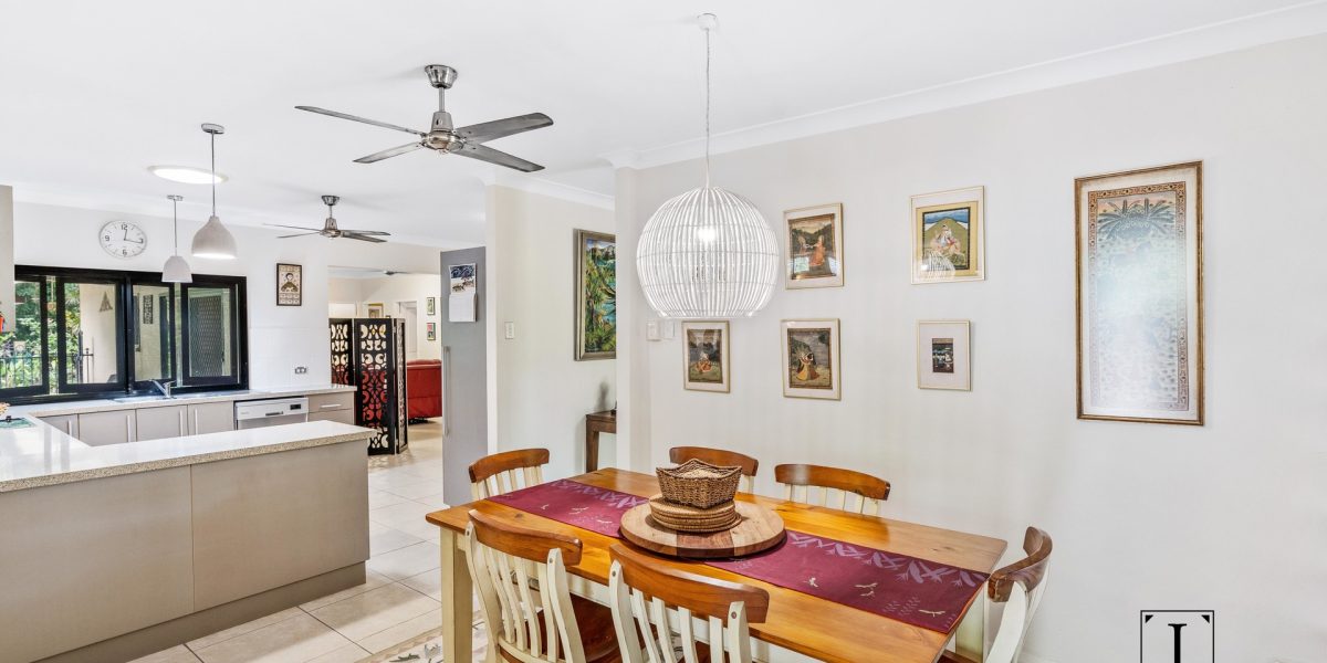 16 Trinidad Close, Trinity Beach, QLD 4879 AUS