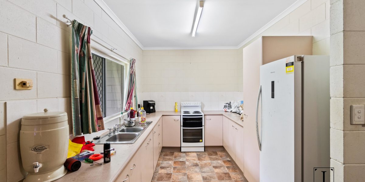 112-114 Swallow Street, Mooroobool, QLD 4870 AUS