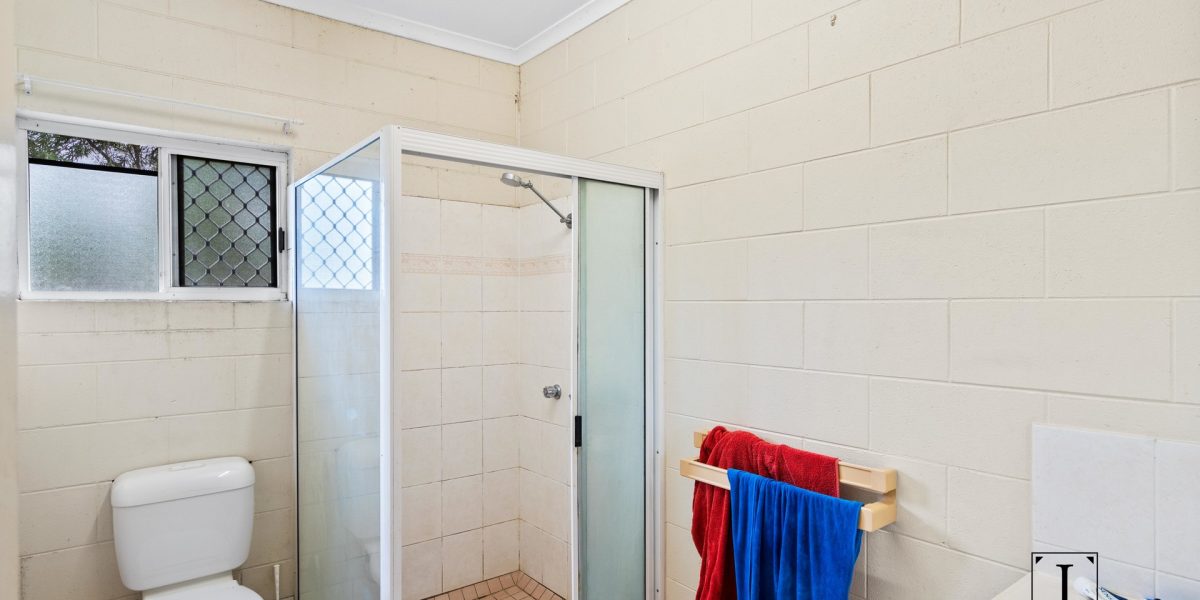 112-114 Swallow Street, Mooroobool, QLD 4870 AUS