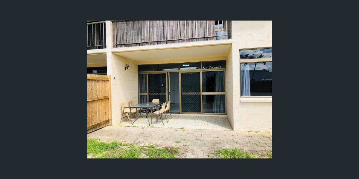 2/19 Pioneer Street, Manoora, QLD 4870 AUS