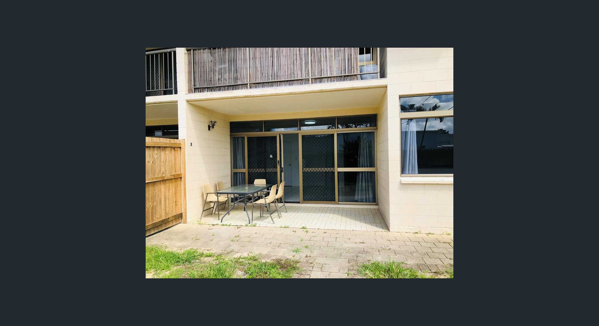 2/19 Pioneer Street, Manoora, QLD 4870 AUS