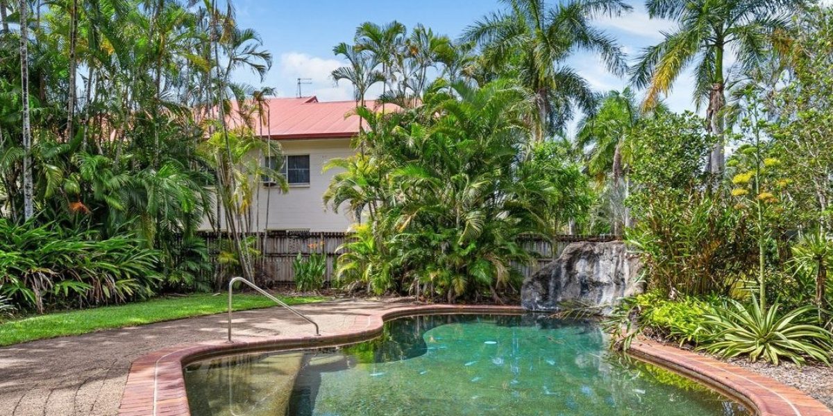 10/16-18 Springfield Crescent, Manoora, QLD 4870 AUS