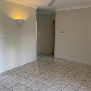 10/16-18 Springfield Crescent, Manoora, QLD 4870 AUS