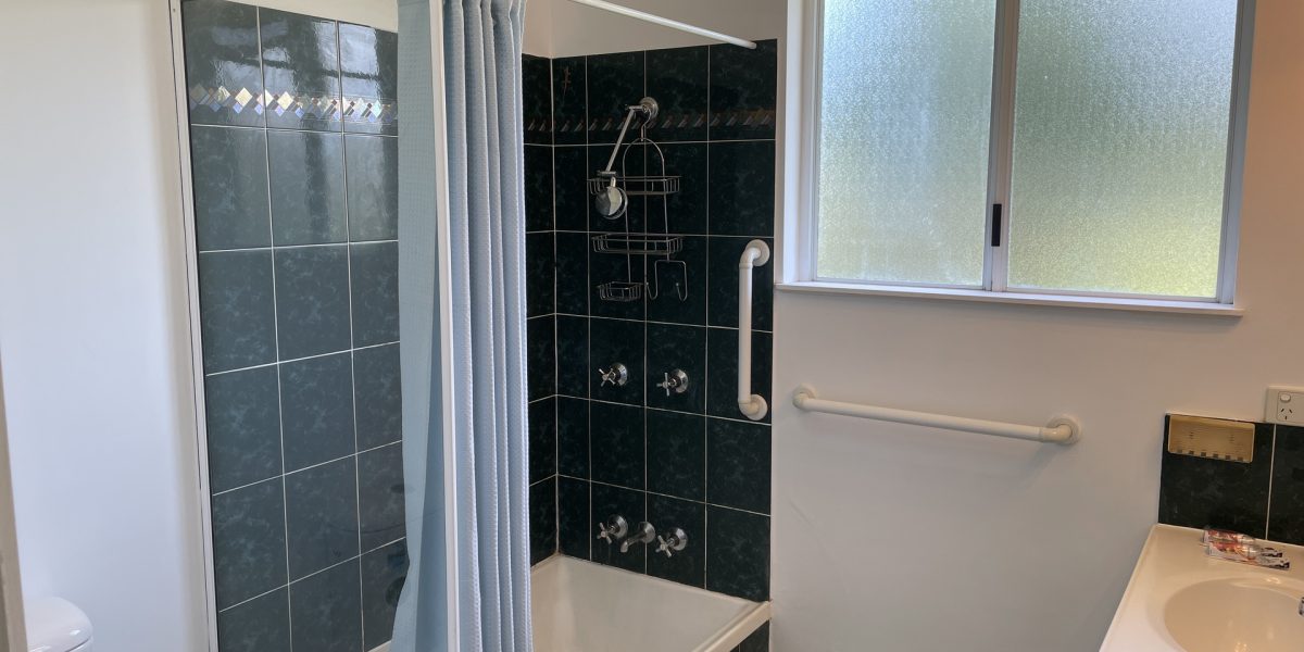 10/16-18 Springfield Crescent, Manoora, QLD 4870 AUS