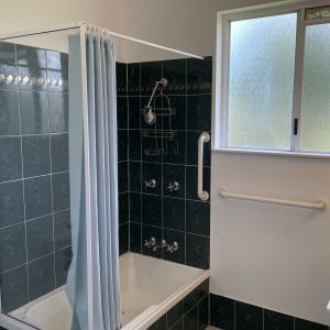 10/16-18 Springfield Crescent, Manoora, QLD 4870 AUS