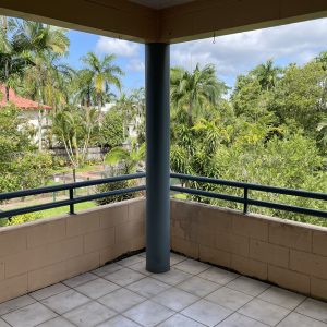 10/16-18 Springfield Crescent, Manoora, QLD 4870 AUS