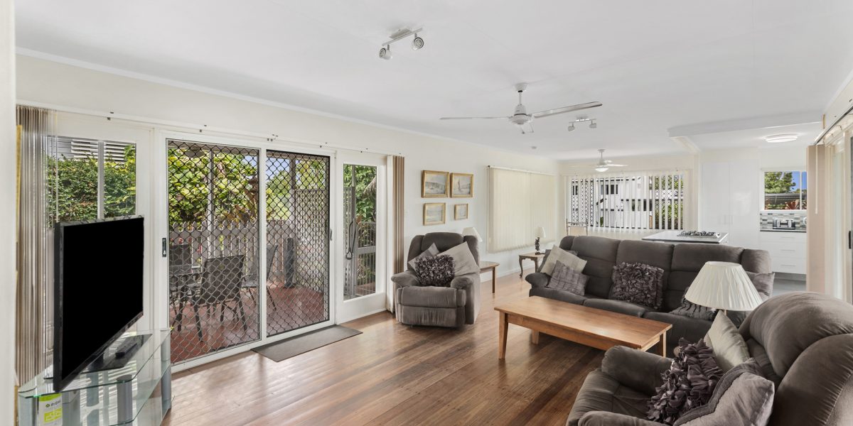 212 Greenslopes Street, Edge Hill, QLD 4870 AUS