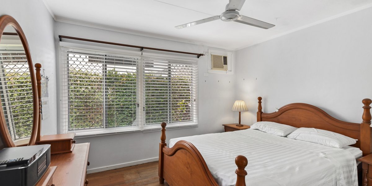 212 Greenslopes Street, Edge Hill, QLD 4870 AUS