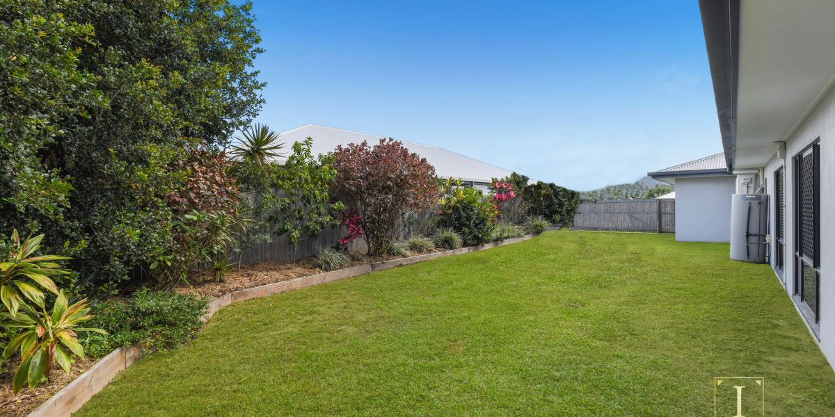 12 Munburra Parade, Smithfield, QLD 4878 AUS