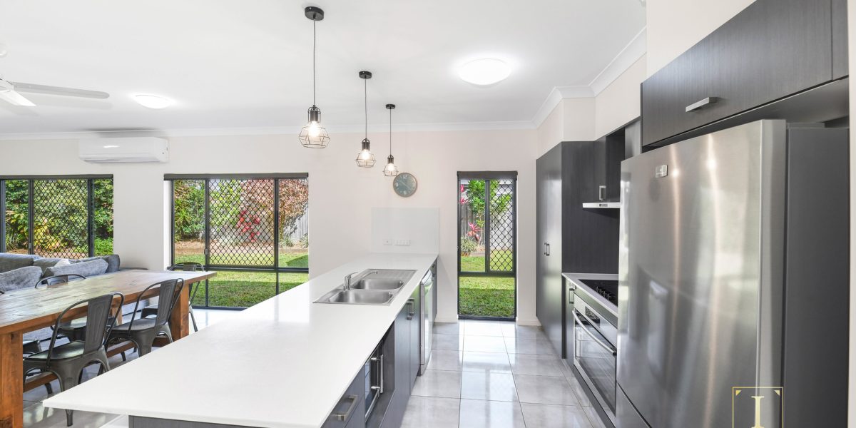 12 Munburra Parade, Smithfield, QLD 4878 AUS