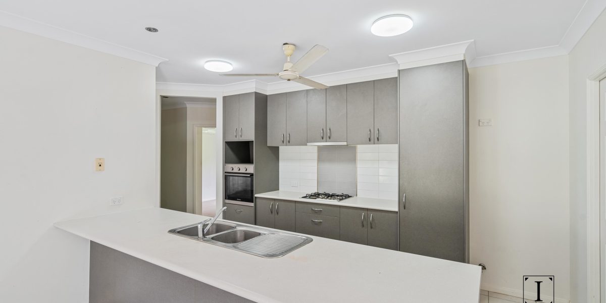 14 Bundey Street, Bentley Park, QLD 4869 AUS