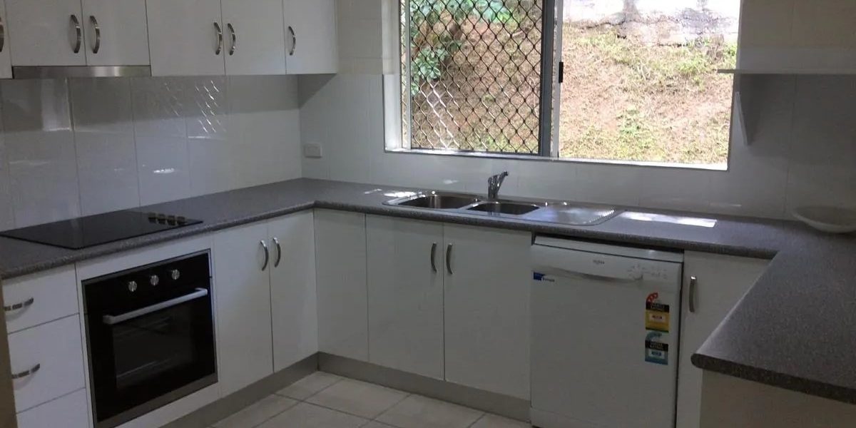 3 Latreille Terrace, Brinsmead, QLD 4870 AUS