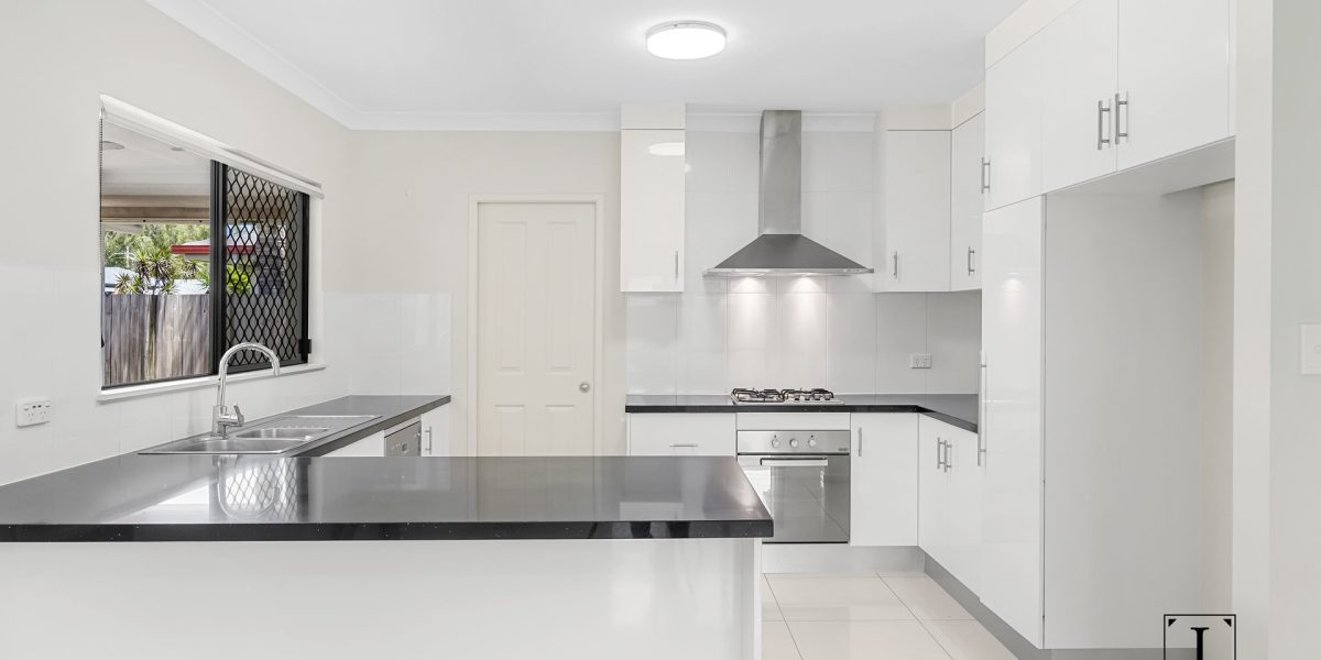 6 Eclipse Street, Trinity Beach, QLD 4879 AUS