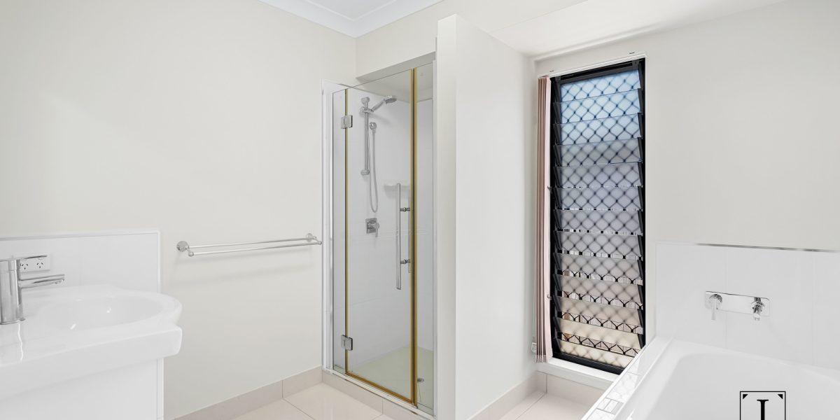 6 Eclipse Street, Trinity Beach, QLD 4879 AUS