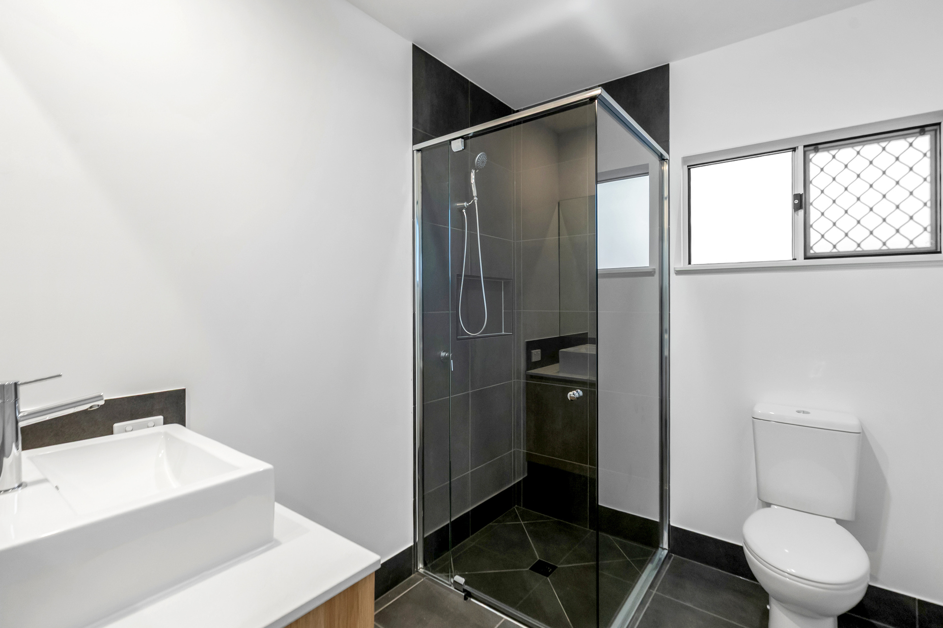 32b Macaranga Road, Bentley Park, QLD 4869 AUS