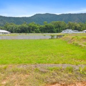 24 Coral Crescent, Kewarra Beach, QLD 4879 AUS