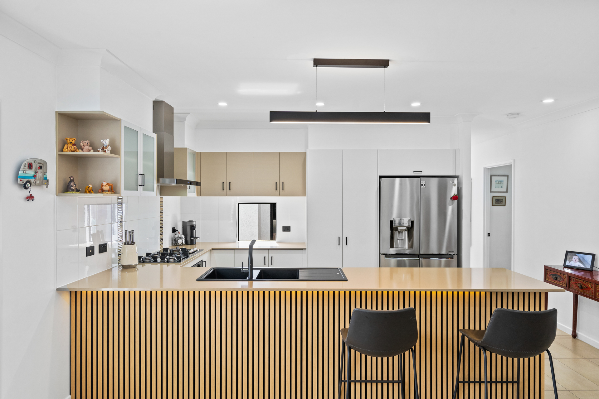 1 Como Close, Kewarra Beach, QLD 4879 AUS