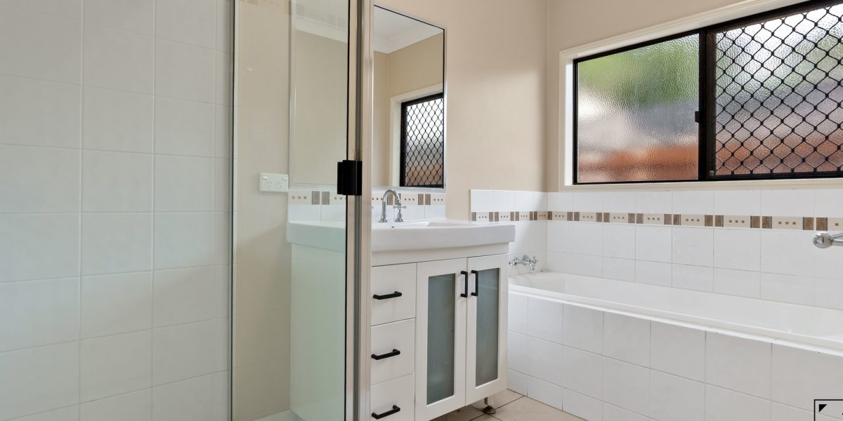 17 Vetiver Street, Trinity Park, QLD 4879 AUS