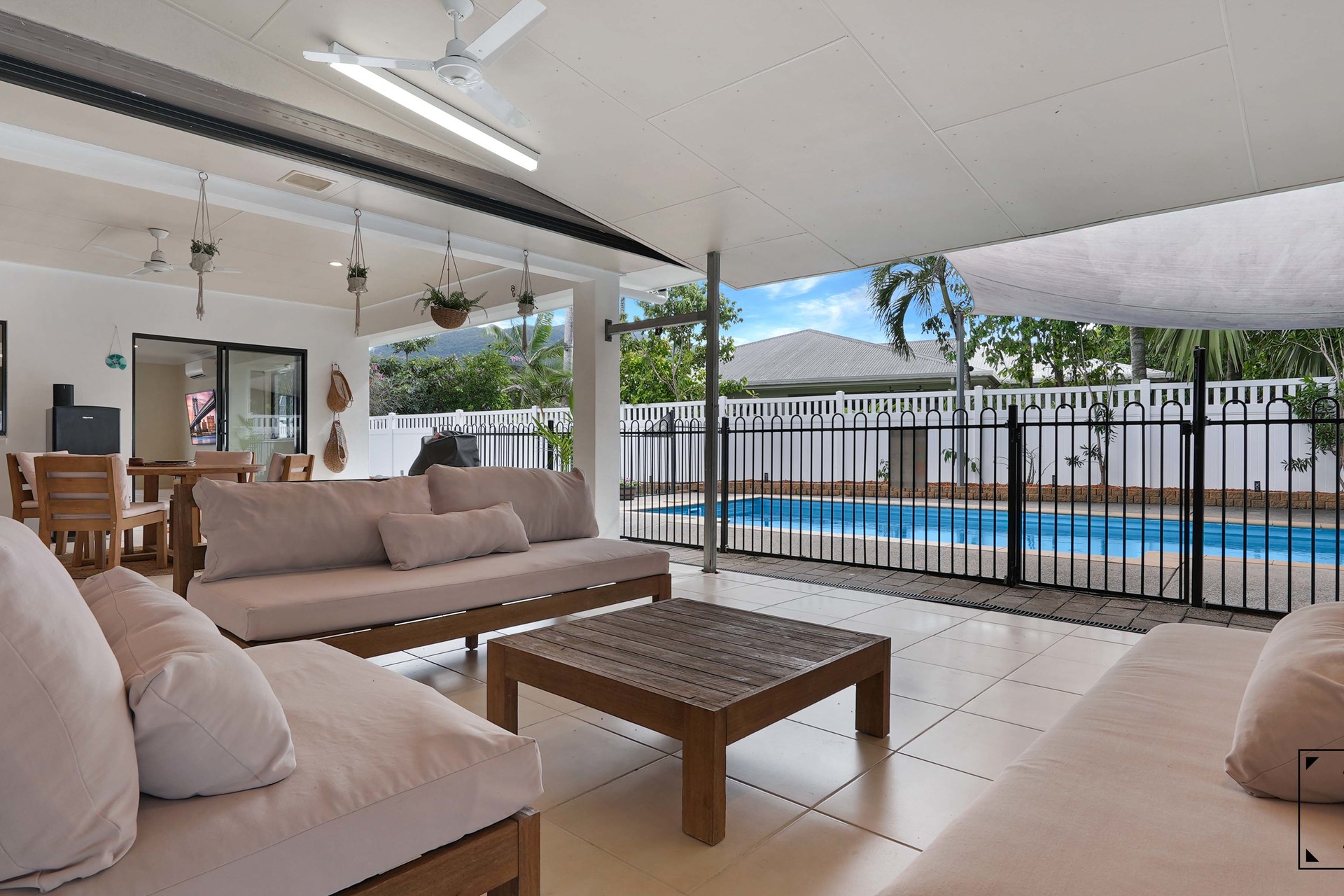 17 Vetiver Street, Trinity Park, QLD 4879 AUS