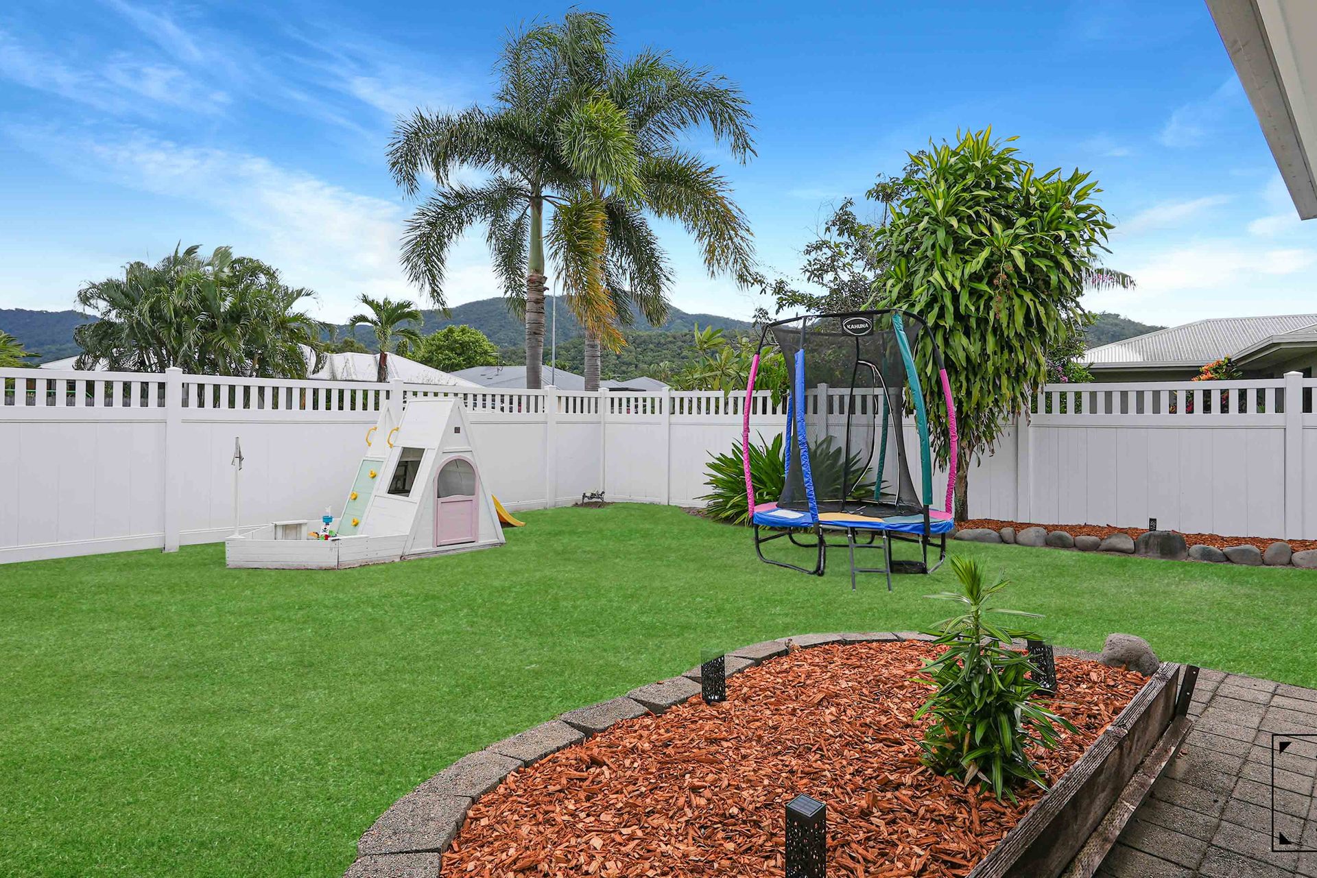 17 Vetiver Street, Trinity Park, QLD 4879 AUS