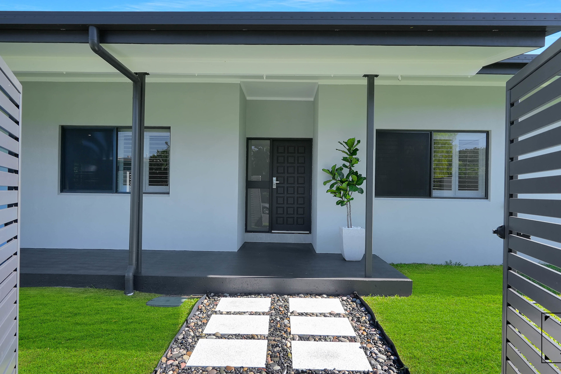17 Napier Street, Trinity Park, QLD 4879 AUS