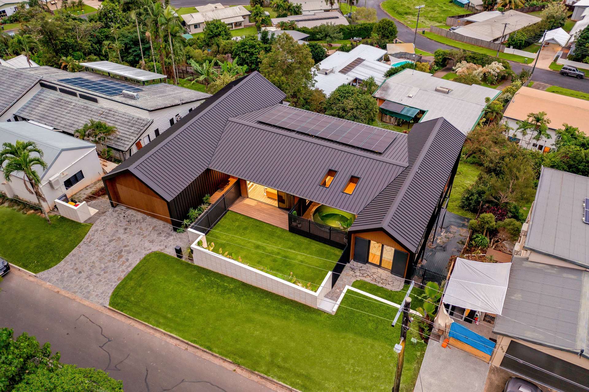 254 Toogood Road, Bayview Heights, QLD 4868 AUS