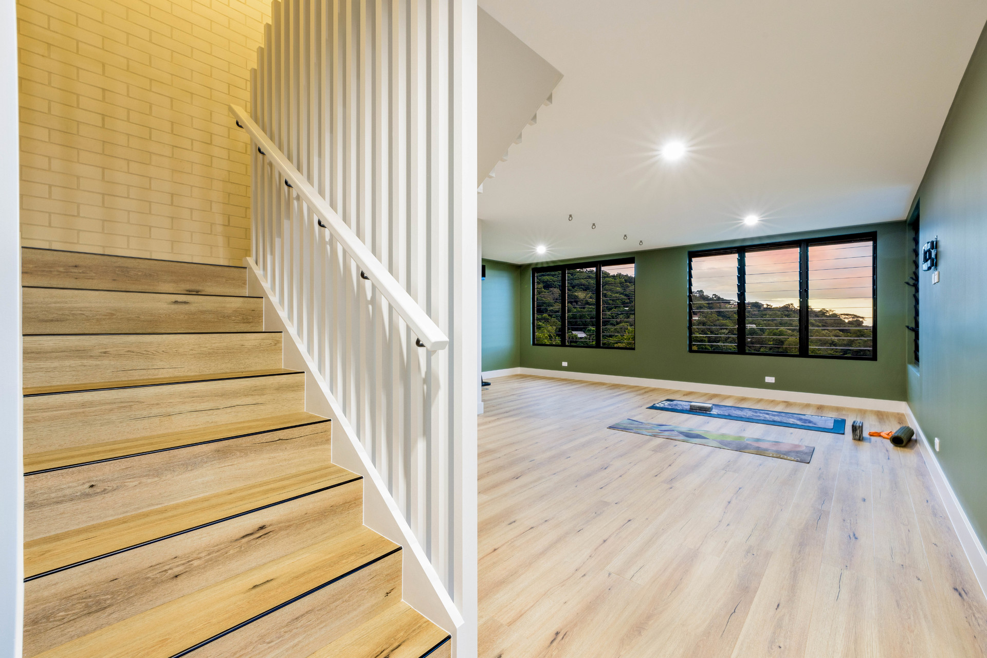 254 Toogood Road, Bayview Heights, QLD 4868 AUS