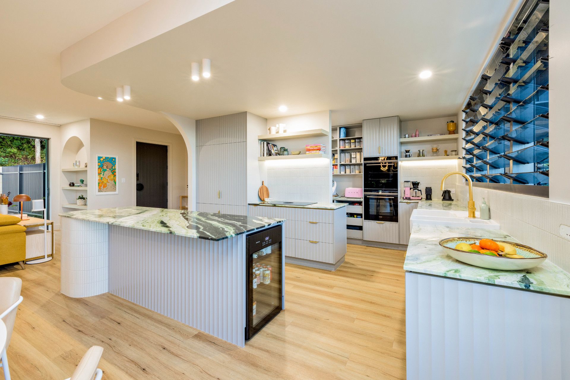 254 Toogood Road, Bayview Heights, QLD 4868 AUS