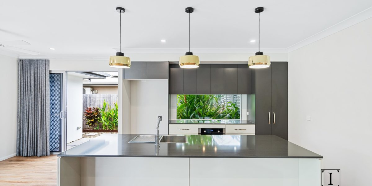 10 Flow Close, Trinity Beach, QLD 4879 AUS